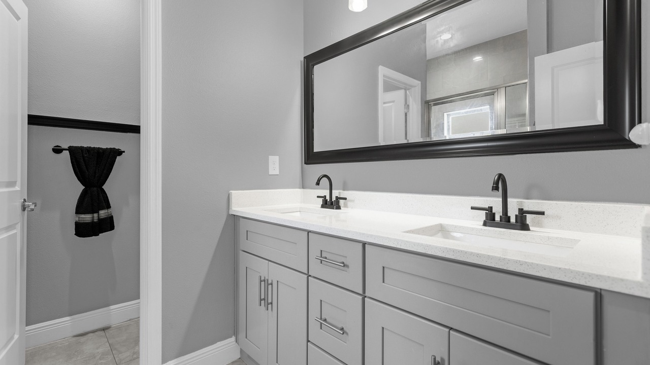 Photo of Bathroom in Holopaw