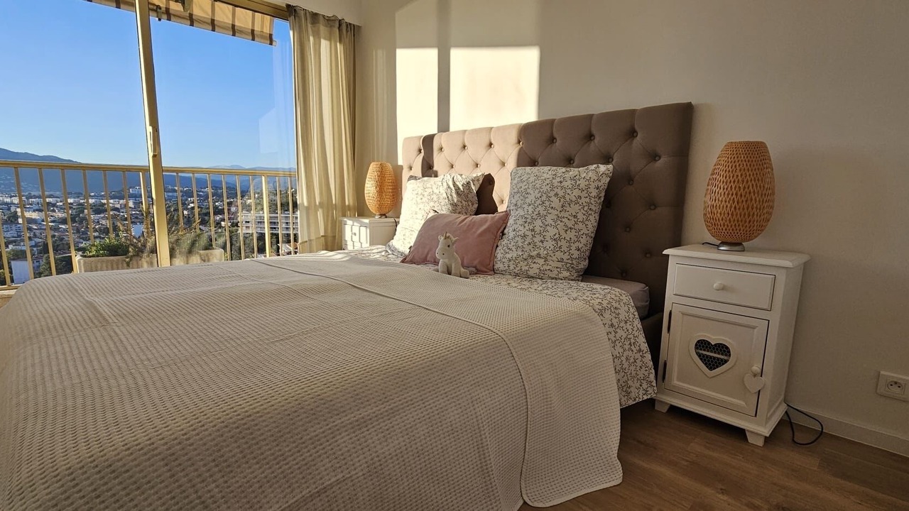Photo of Bedroom in Cannes La Bocca