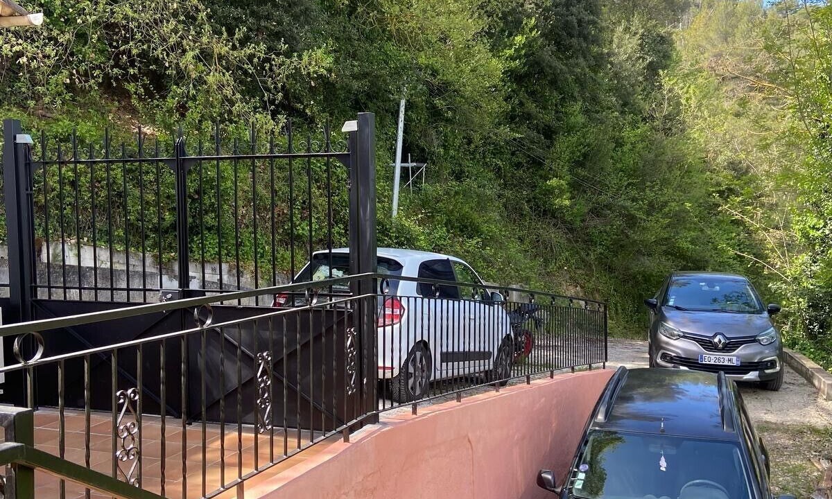 Photo of Outdoor in Contes