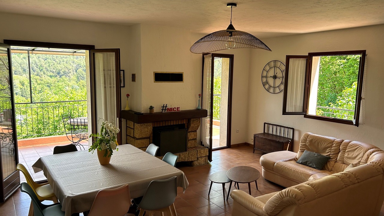 Photo of Livingroom in Contes