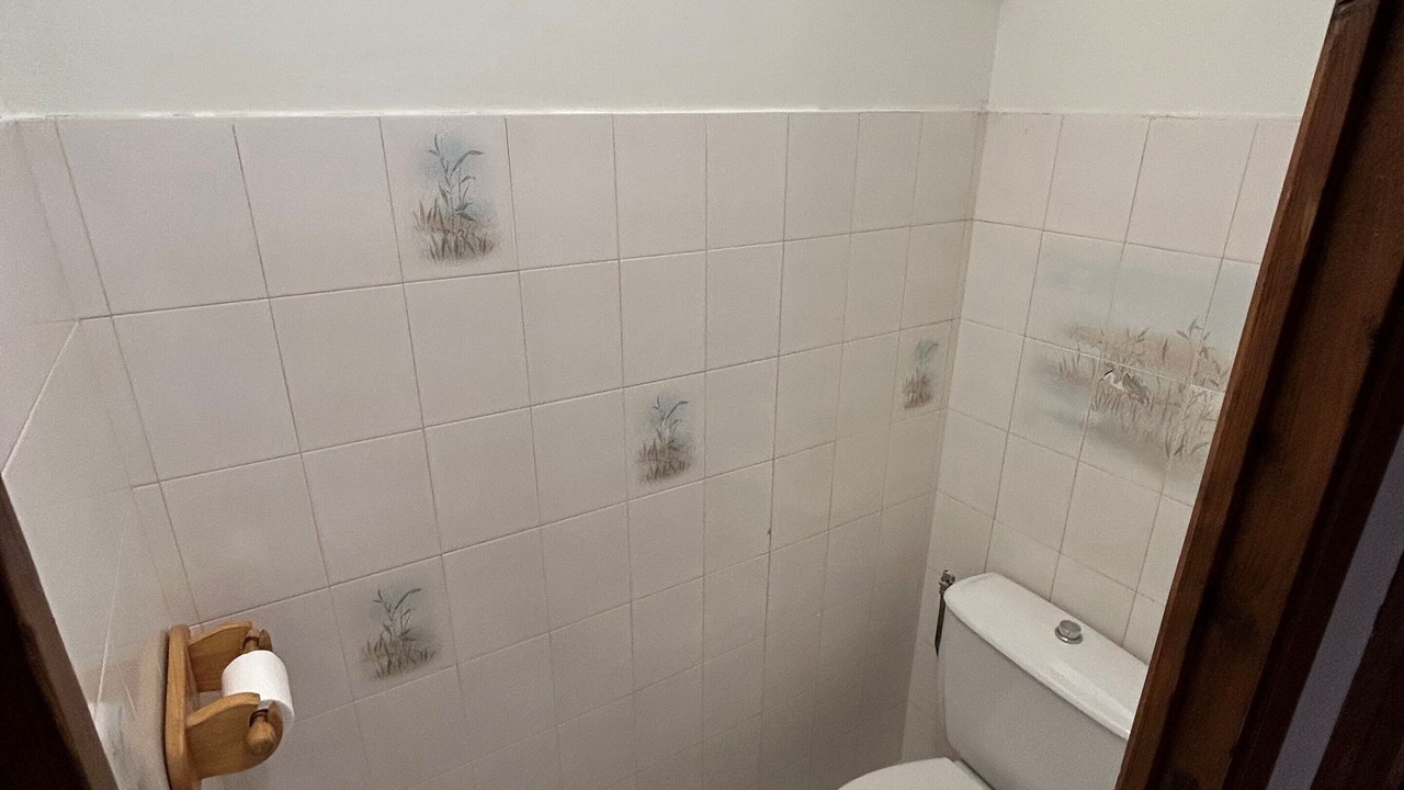 Photo of Bathroom in Contes