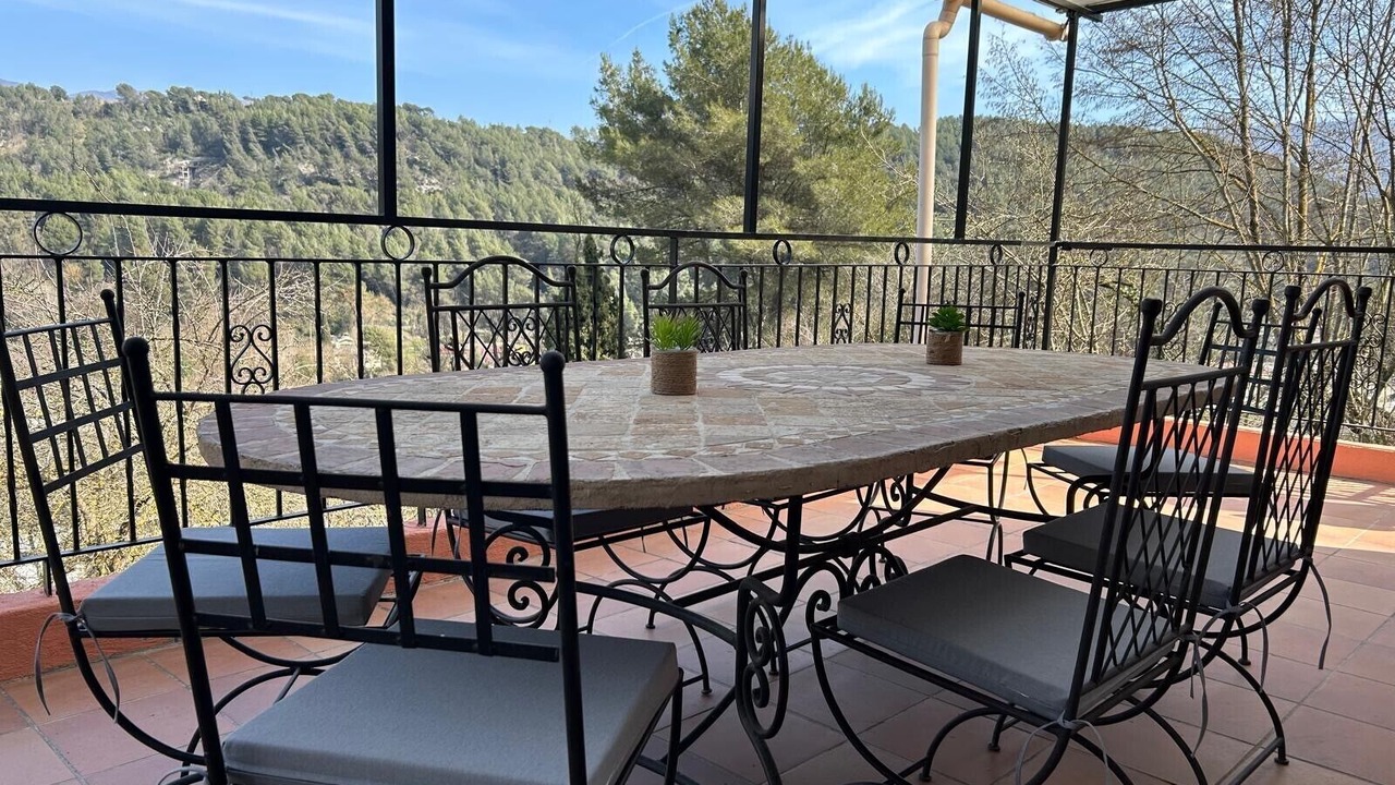 Photo of Outdoor in Contes