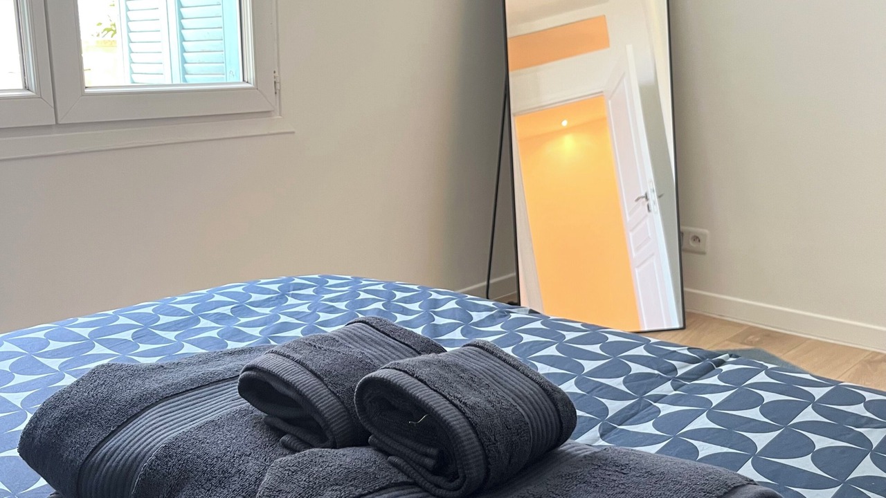 Photo of Bedroom in Beausoleil