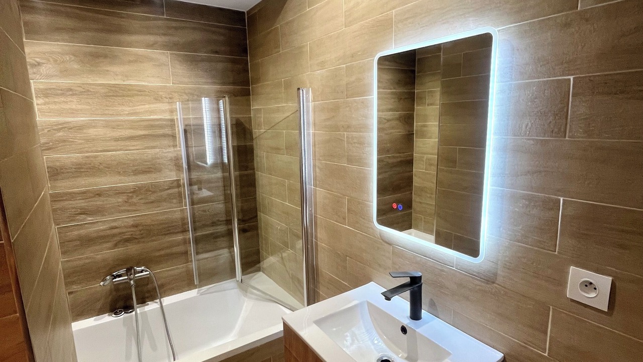 Photo of Bathroom in Beausoleil