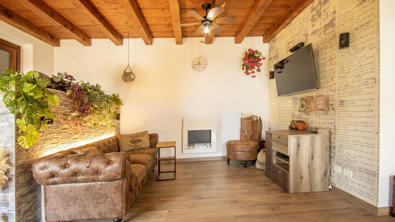 Photo of Livingroom in Montioni
