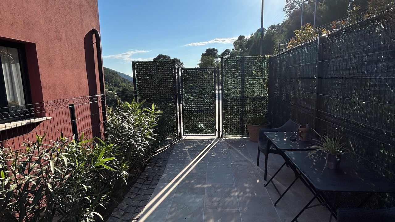 Photo of Patio Balcony in La Trinite