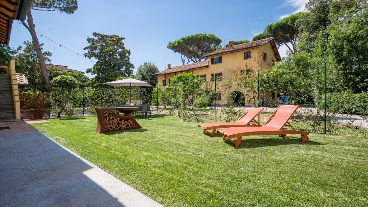 Photo of Patio Balcony in Viareggio