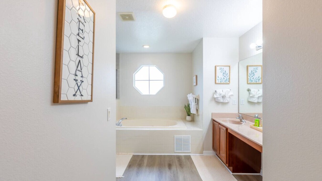 Photo of Bathroom in Poinciana