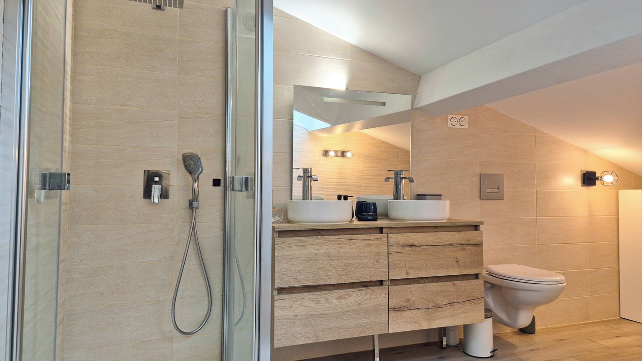Photo of Bathroom in Berre-des-Alpes