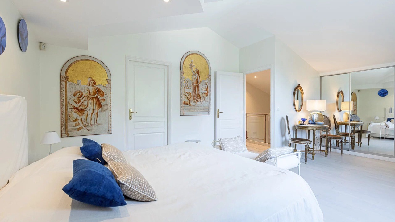 Photo of Bedroom in Cap-Ferrat
