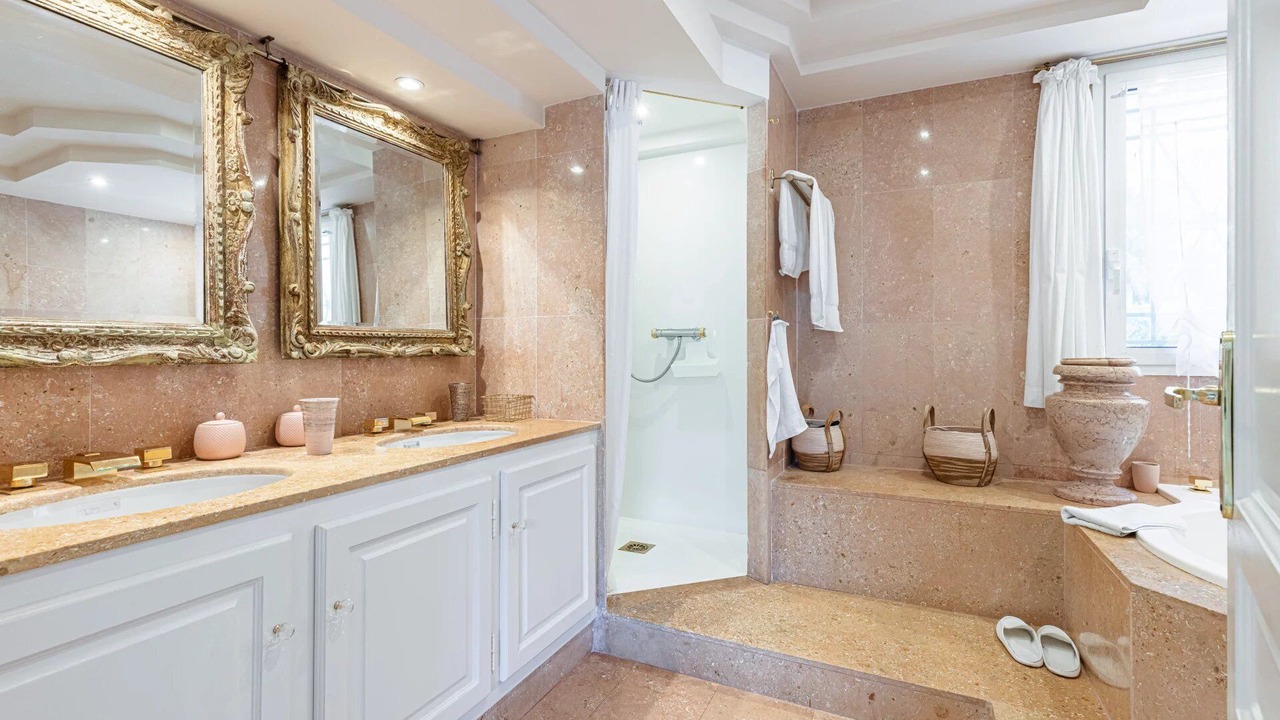 Photo of Bathroom in Cap-Ferrat