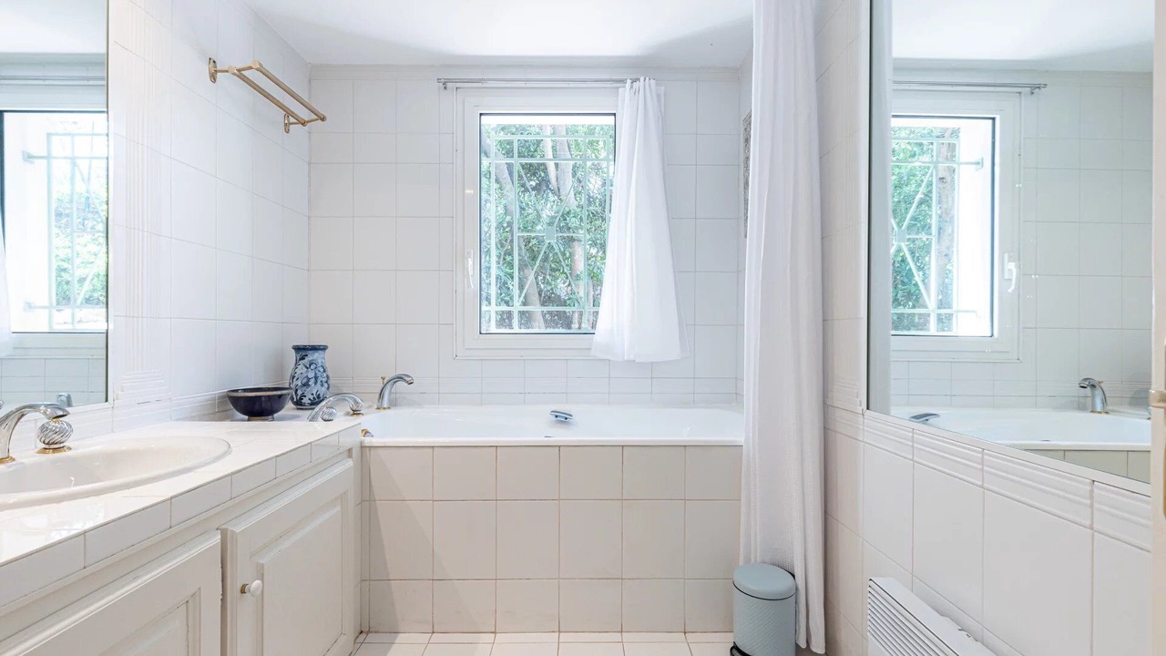 Photo of Bathroom in Cap-Ferrat