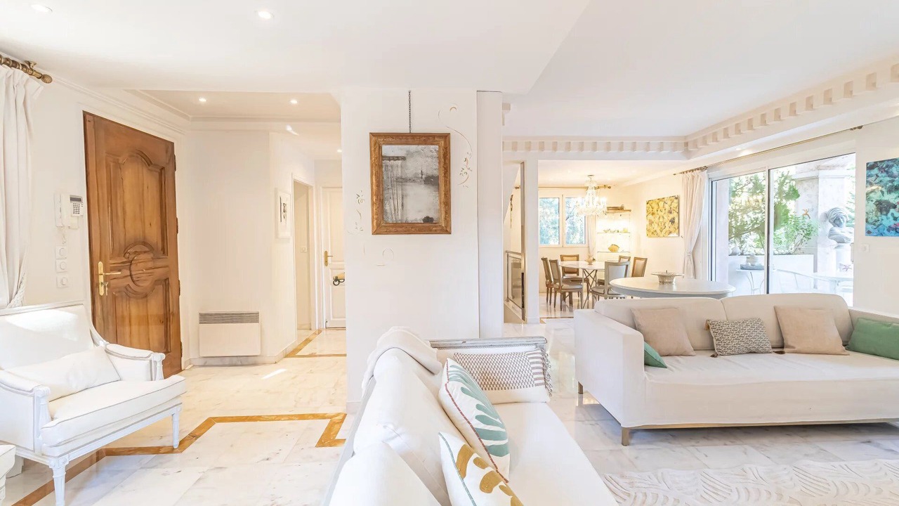 Photo of Livingroom in Cap-Ferrat