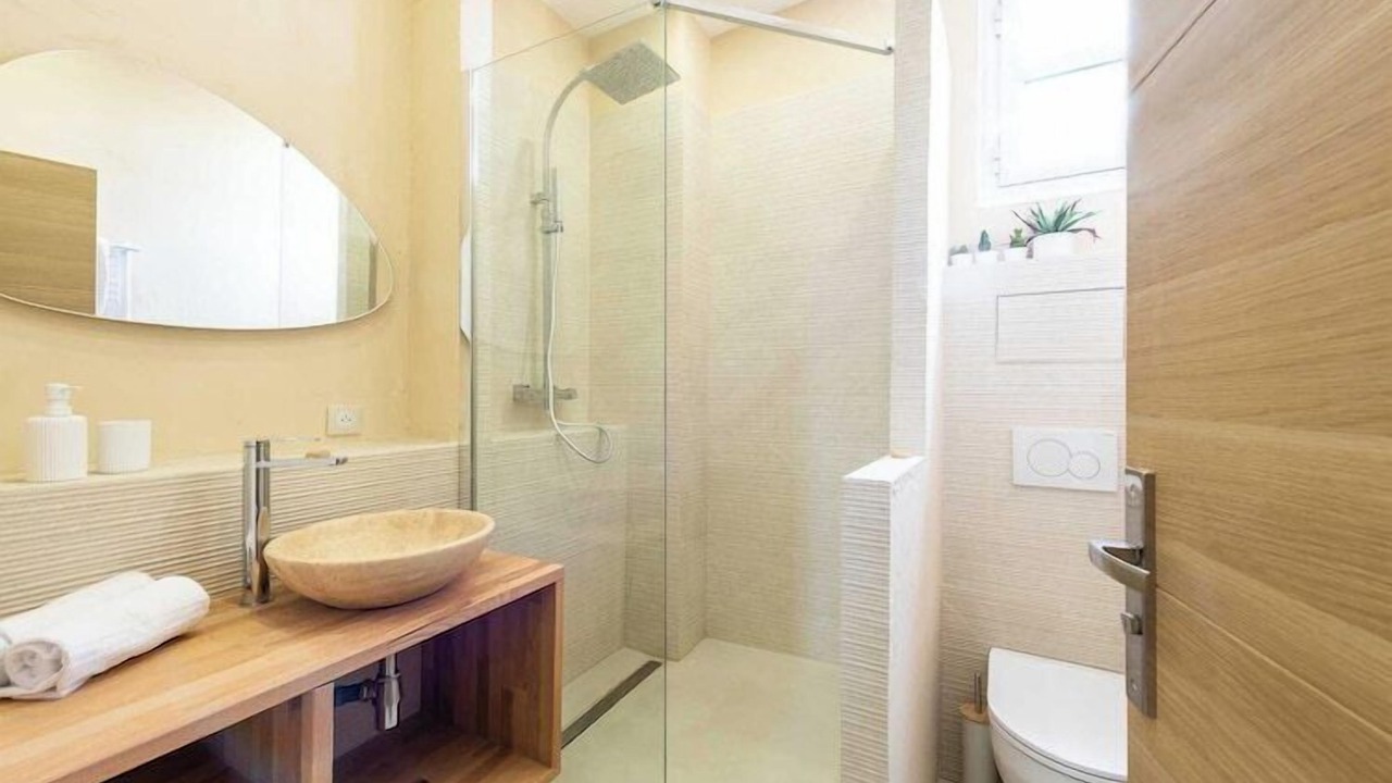 Photo of Bathroom in Juan-les-Pins