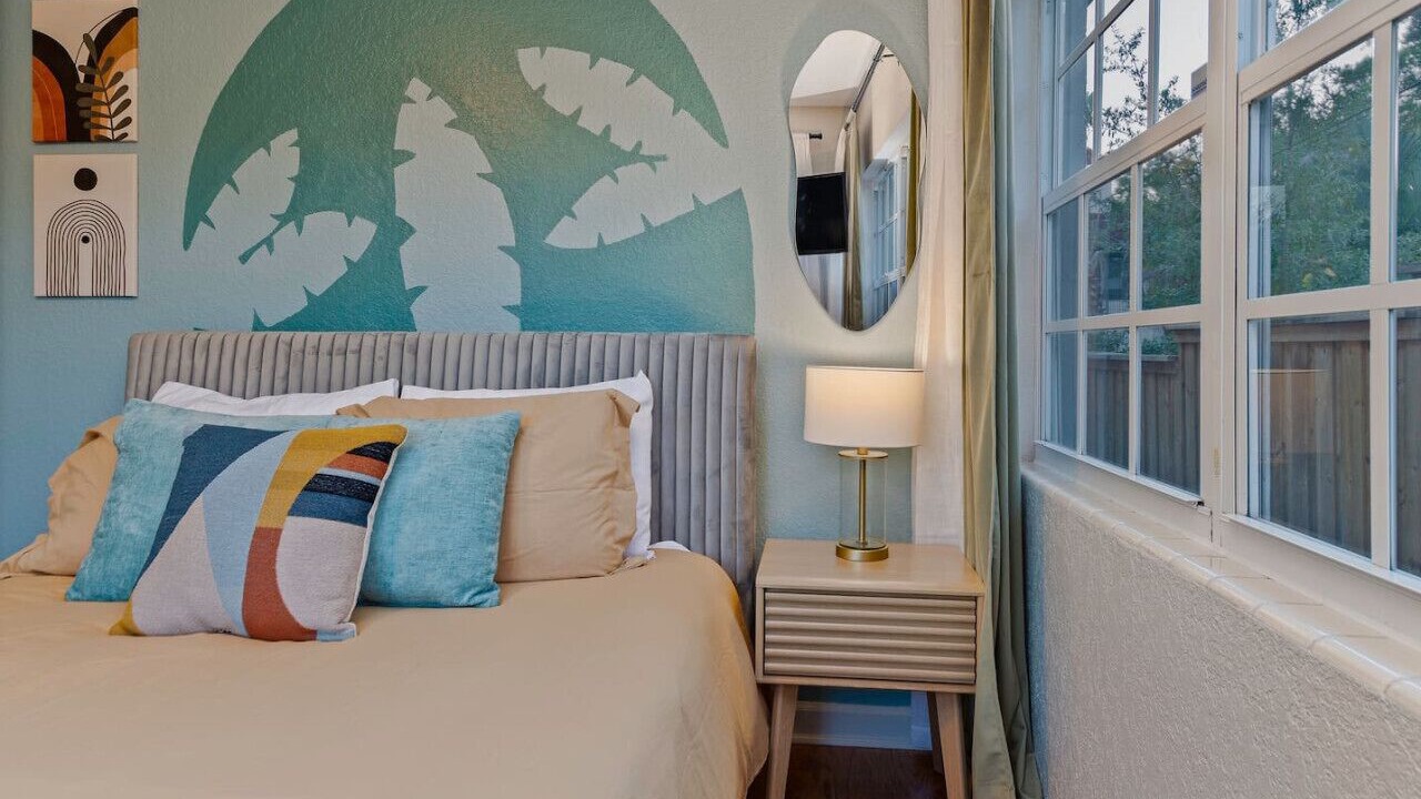 Photo of Bedroom in Lake Eola Heights