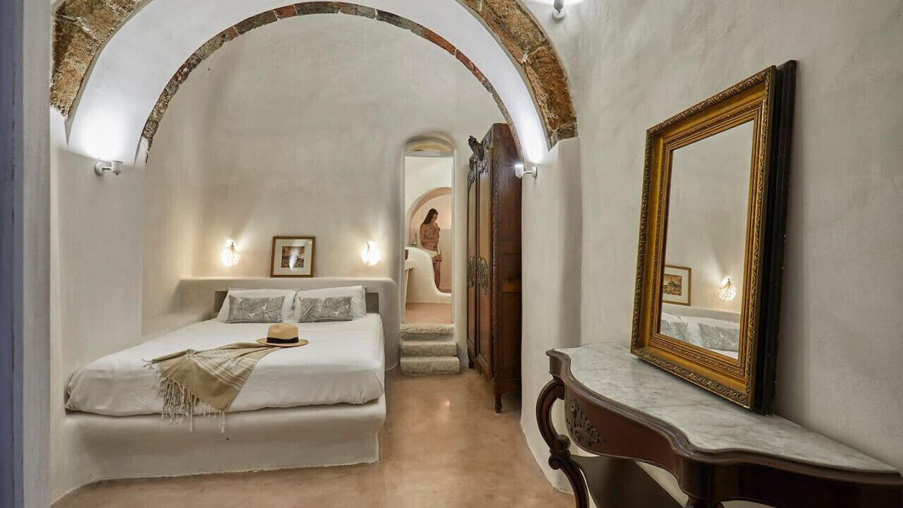 Photo of Bedroom in Fira