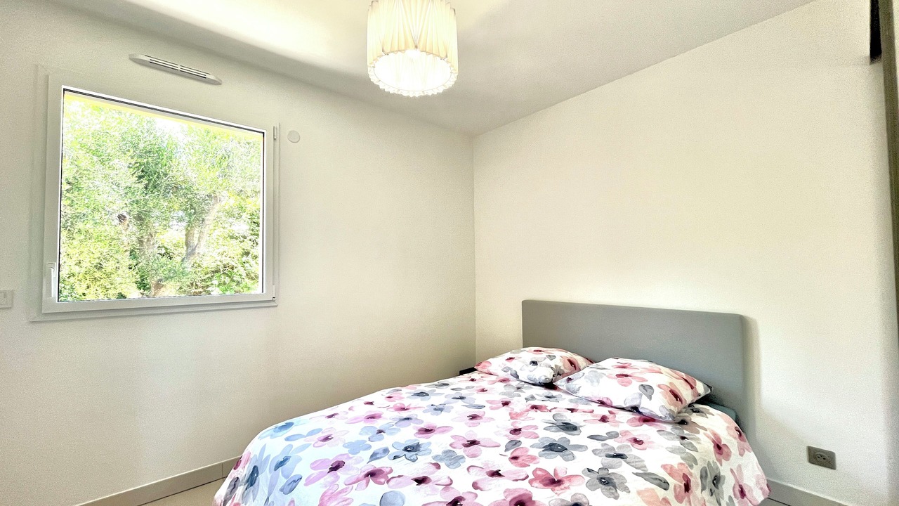 Photo of Bedroom in Eze