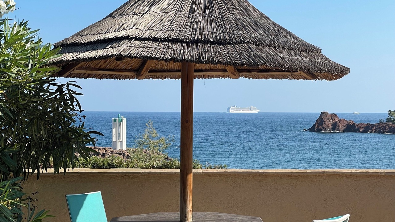 Photo of Outdoor in Espero-Pax