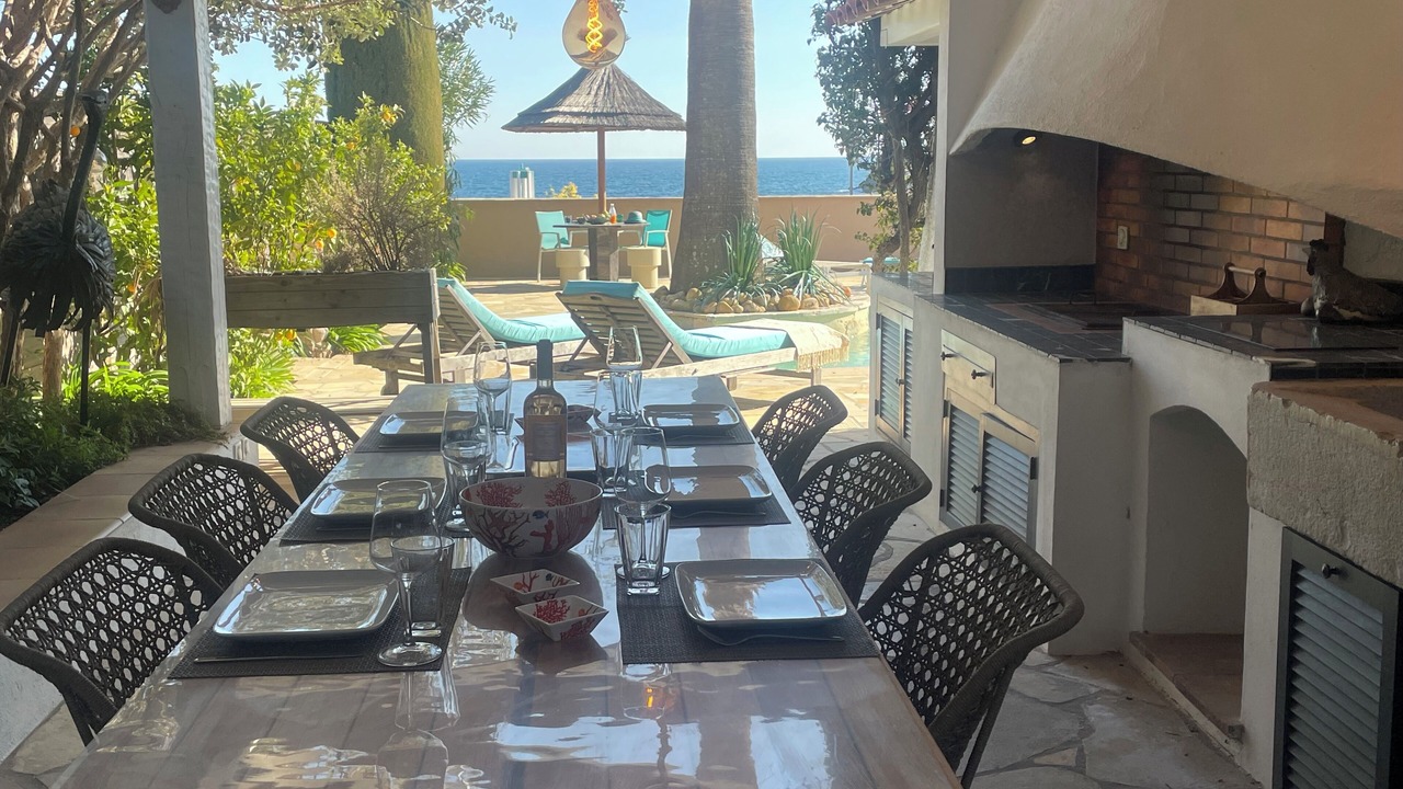 Photo of Outdoor in Espero-Pax
