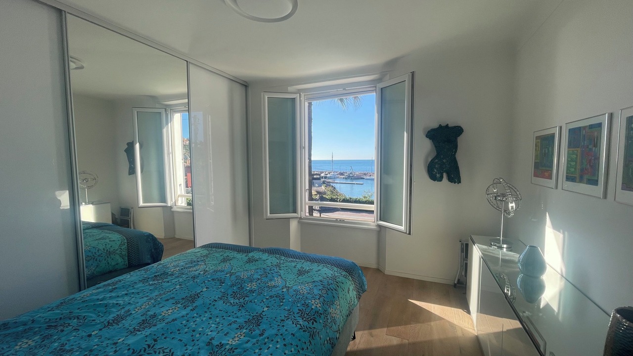 Photo of Bedroom in Espero-Pax