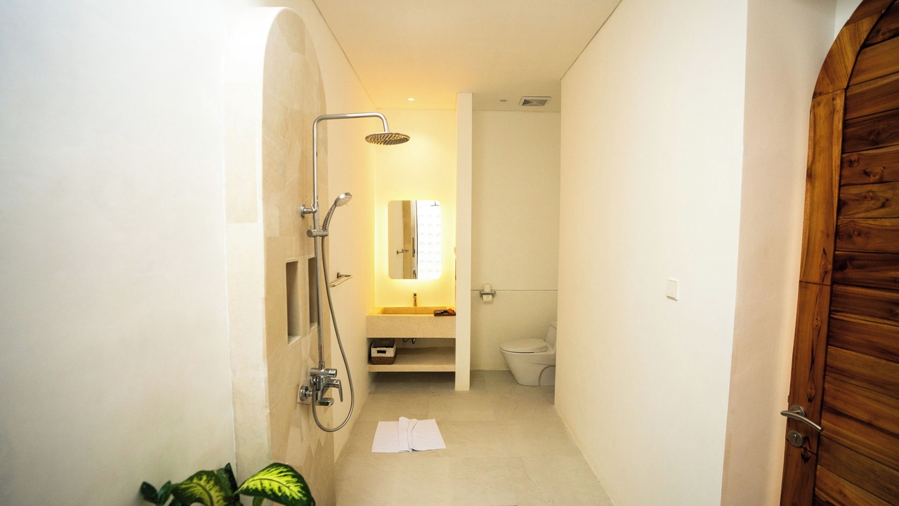 Photo of Bathroom in Padangsambian Klod