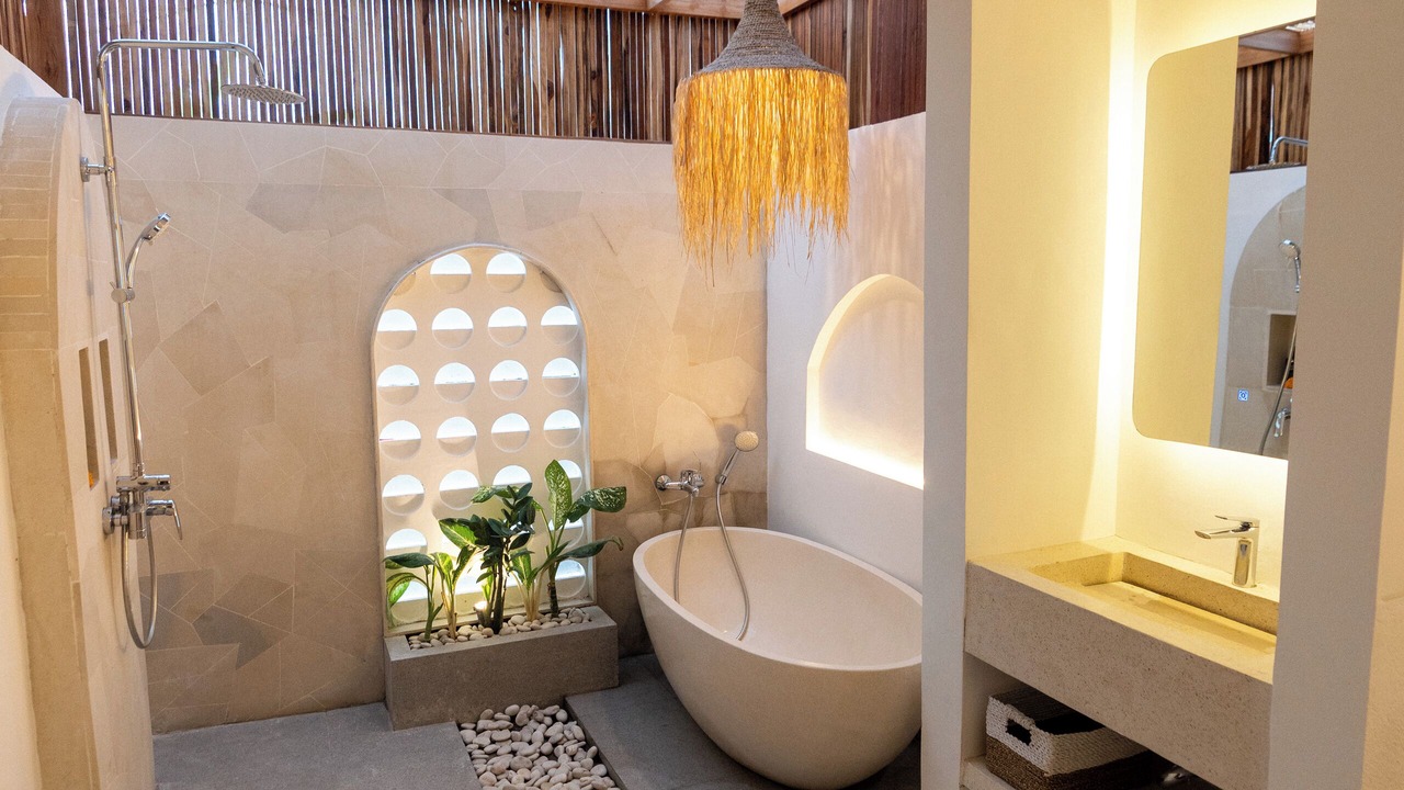 Photo of Bathroom in Padangsambian Klod