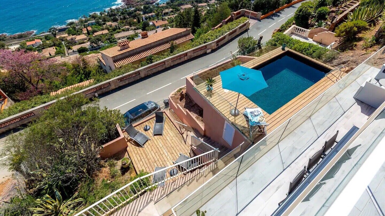 Photo of Outdoor in Antheor