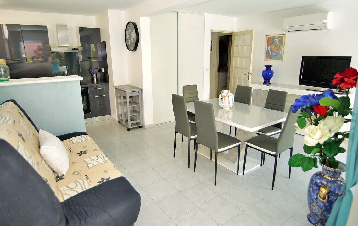 Photo of Livingroom in Frejus Port