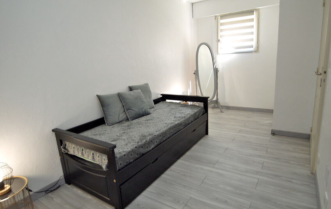 Photo of Bedroom in Frejus Port