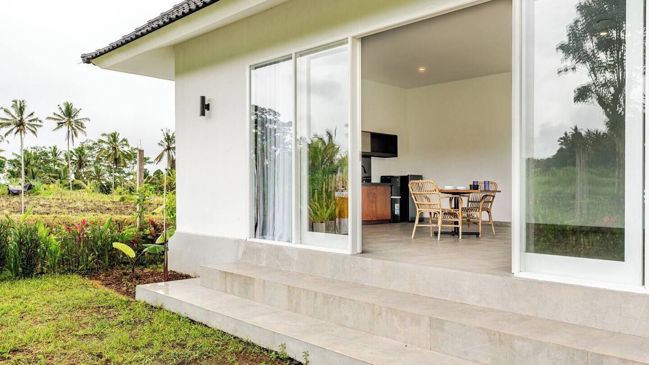Photo of Outdoor in Tembuku