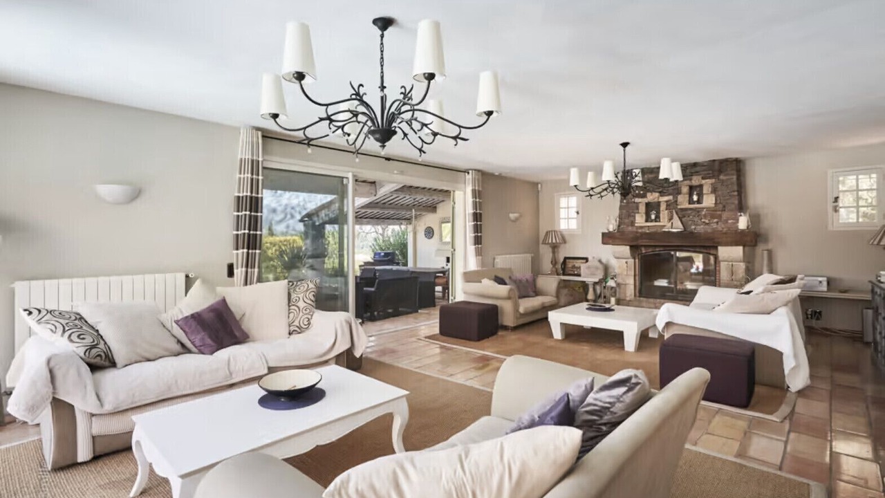 Photo of Livingroom in Mouans-Sartoux