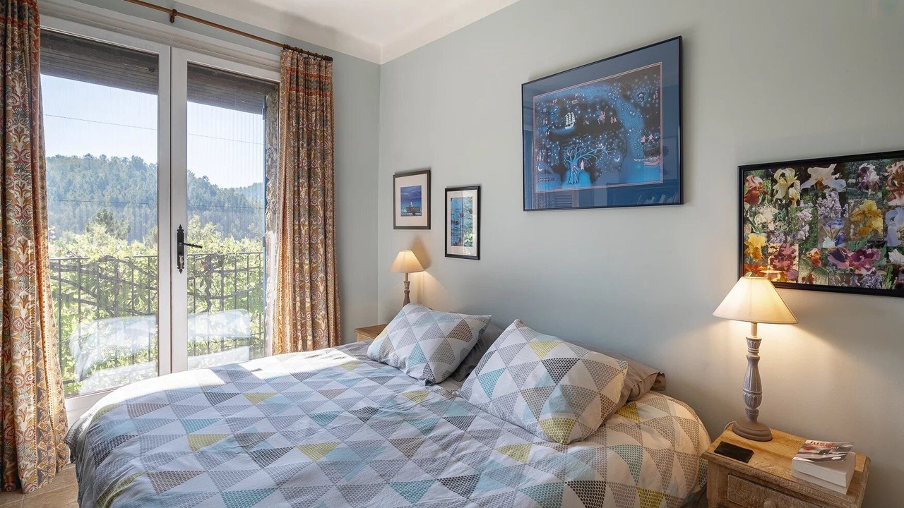 Photo of Bedroom in Saint-Paul-en-Foret