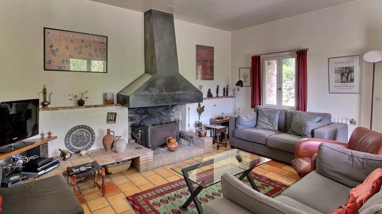 Photo of Livingroom in Saint-Paul-en-Foret