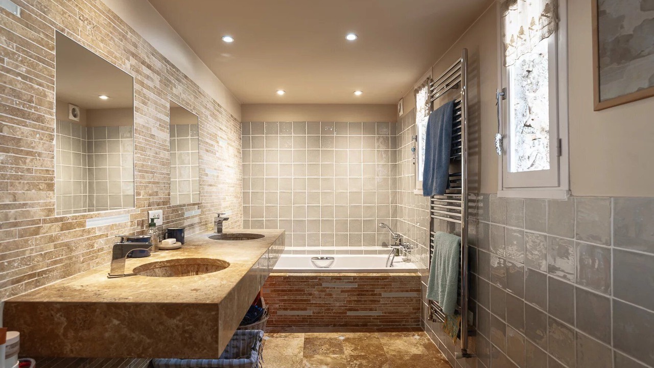 Photo of Bathroom in Saint-Paul-en-Foret