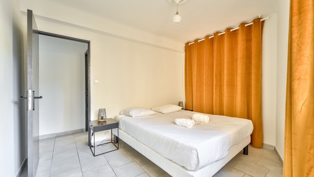 Photo of Bedroom in Pasteur
