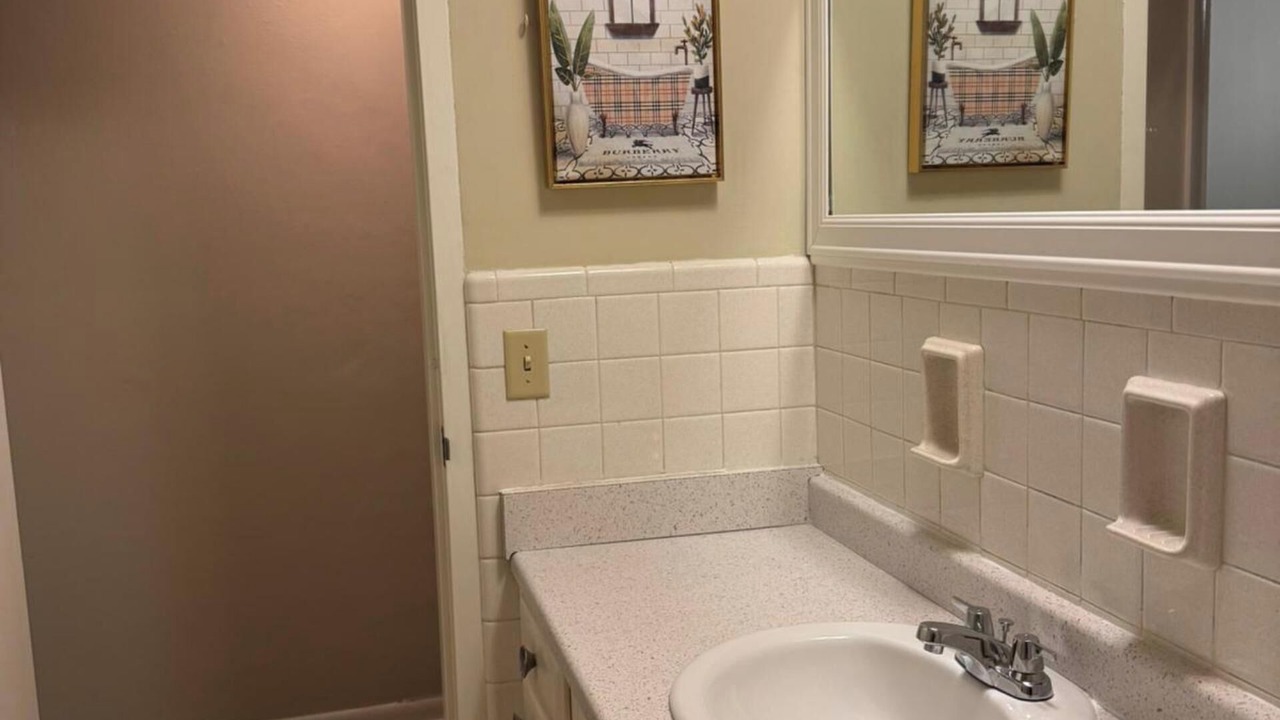 Photo of Bathroom in Lake Eola Heights
