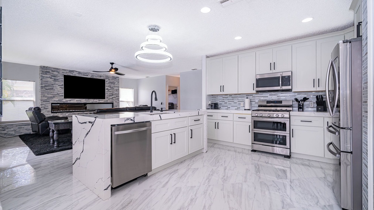 Photo of Kitchen in Crescent Lakes