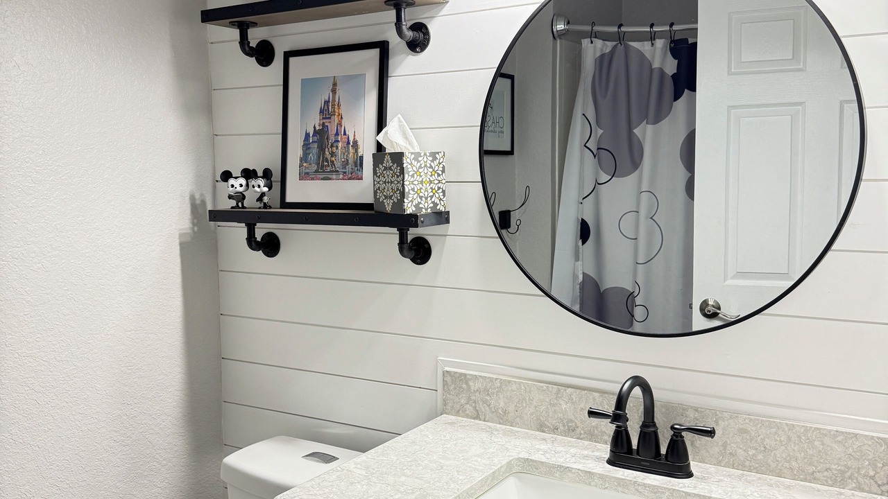 Photo of Bathroom in Venetian Bay Villages
