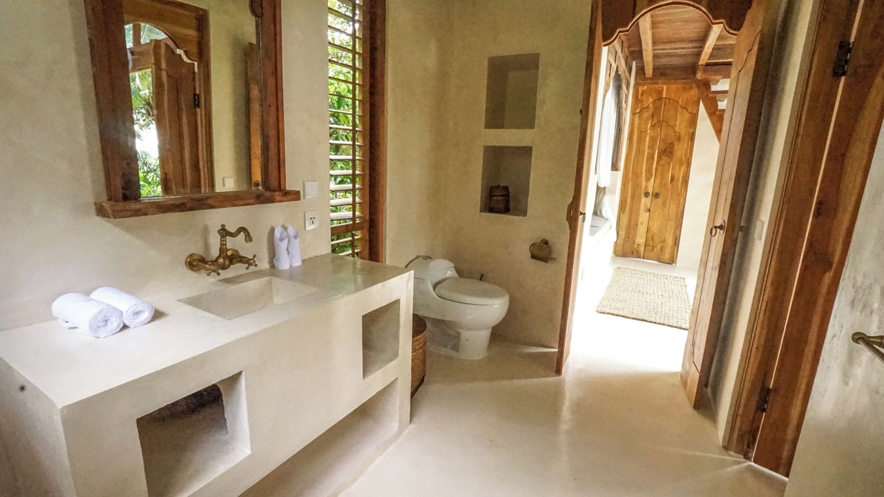Photo of Bathroom in Singakerta