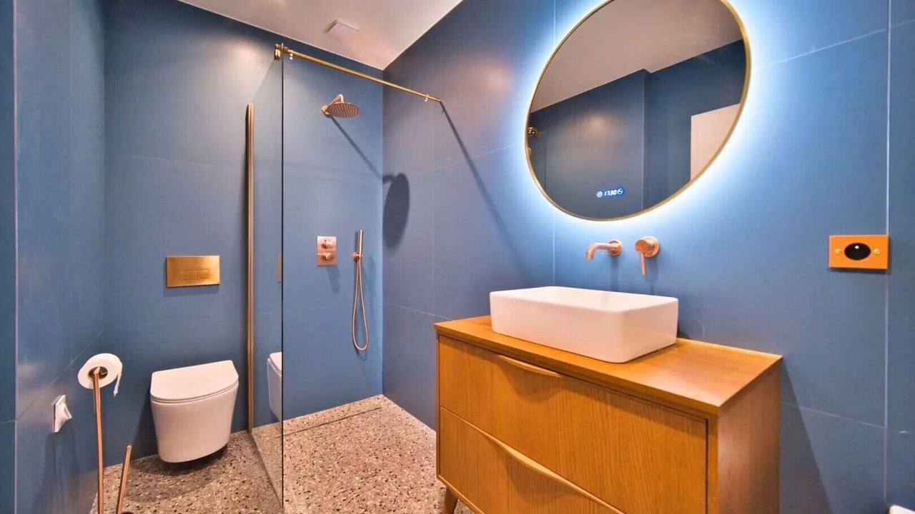Photo of Bathroom in Quartier du Port