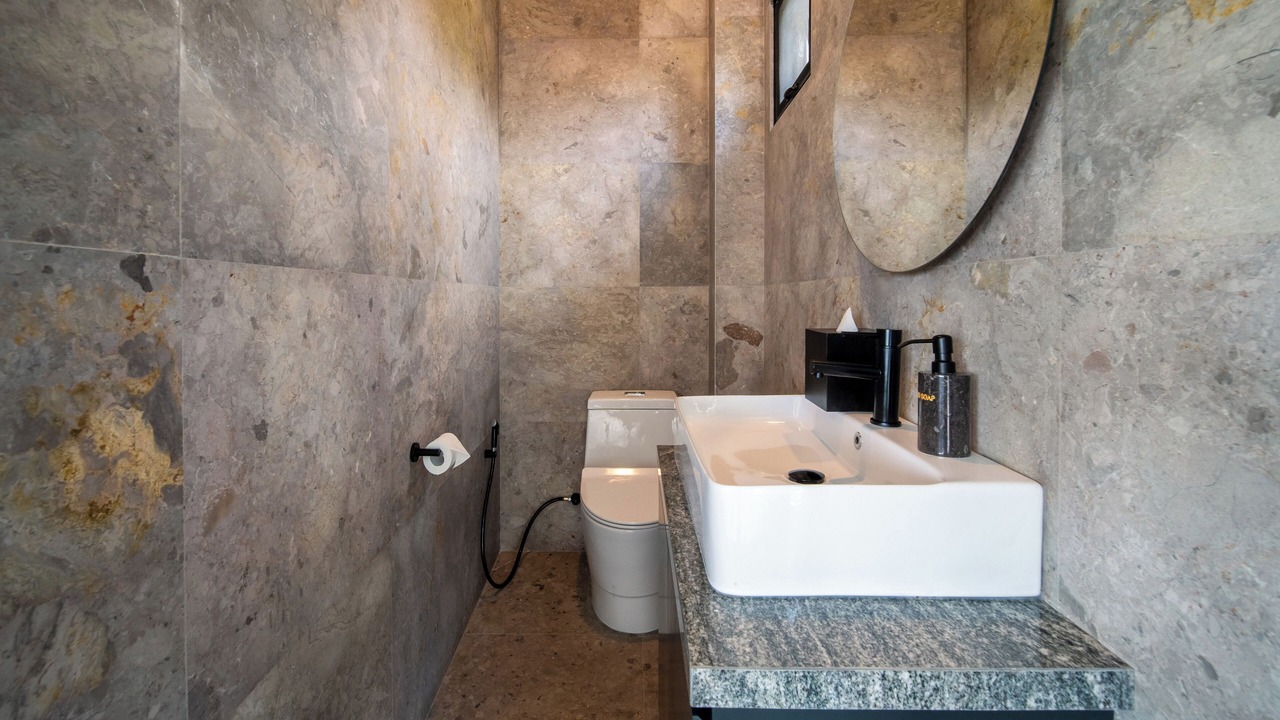 Photo of Bathroom in East Selemadeg