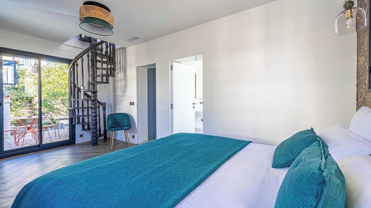 Photo of Bedroom in Riou - Petit Juas - Av de Grasse