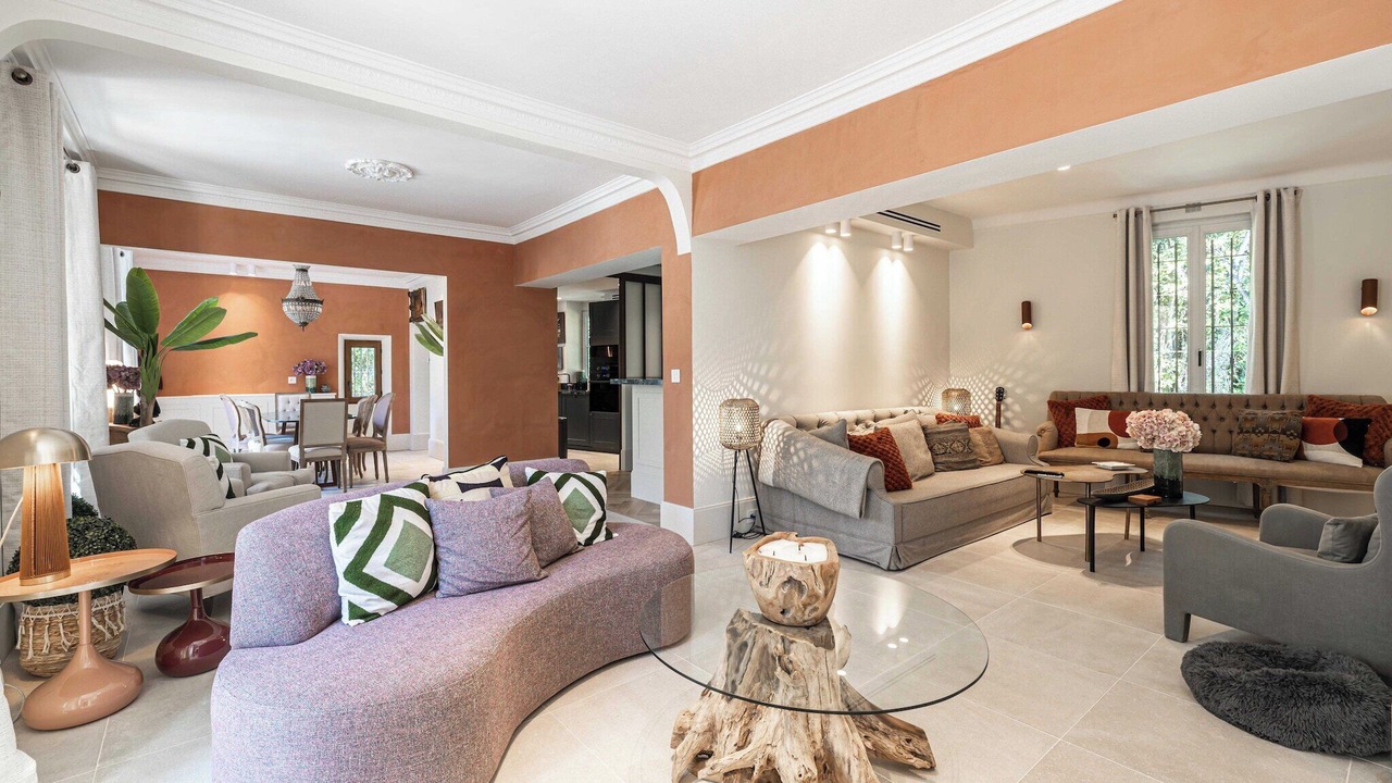 Photo of Livingroom in California - Pezou