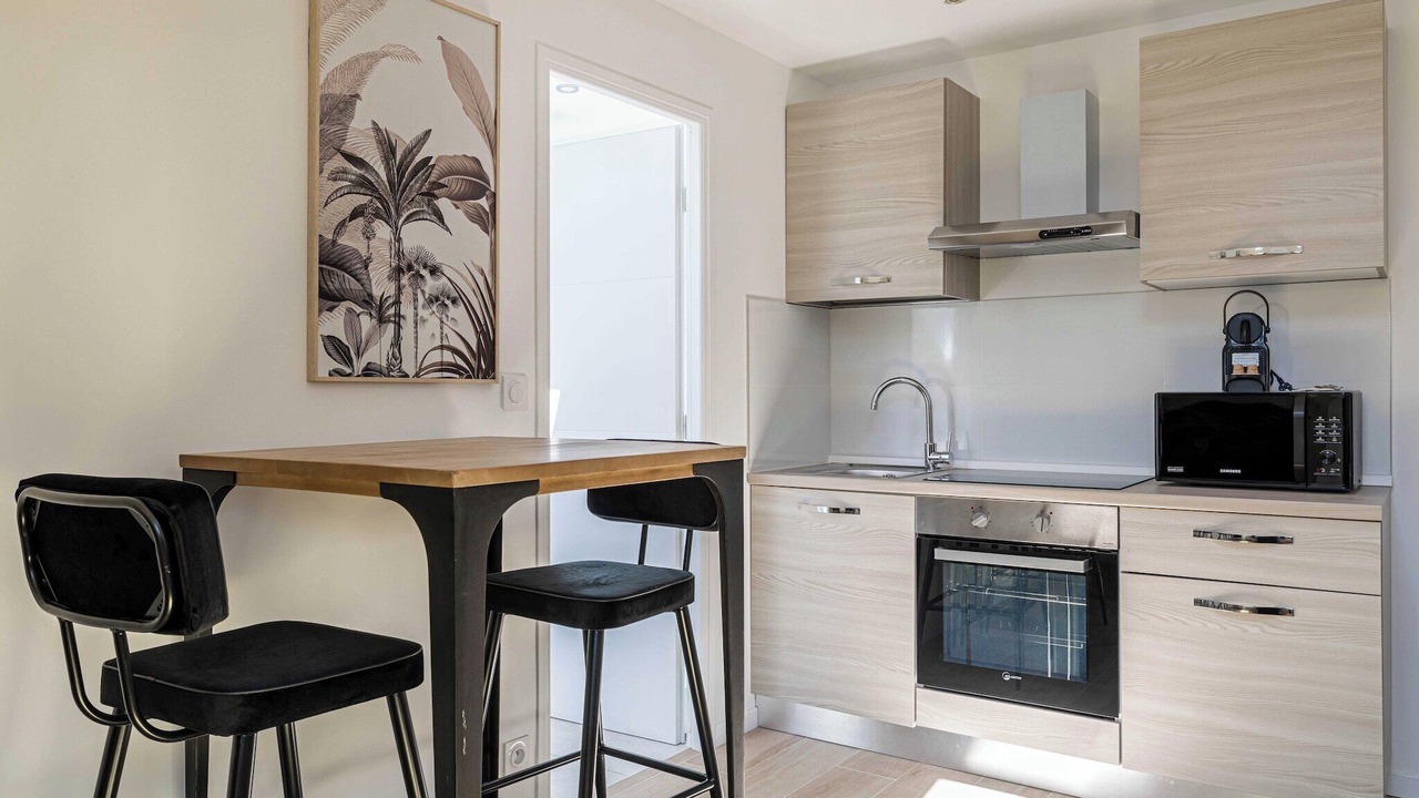 Photo of Kitchen in Prado - Republique
