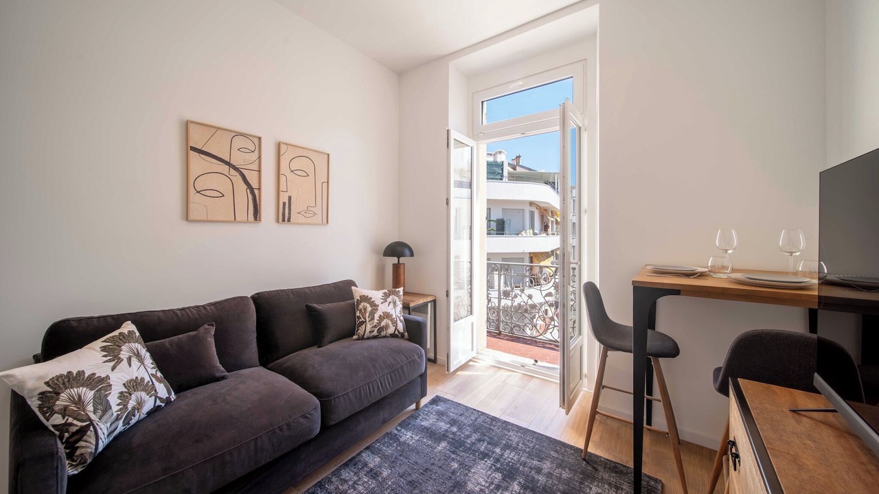 Photo of Livingroom in Prado - Republique