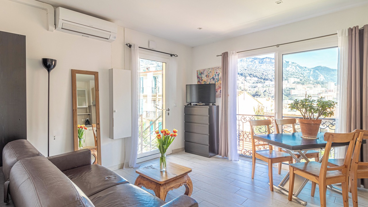 Photo of Livingroom in Beausoleil