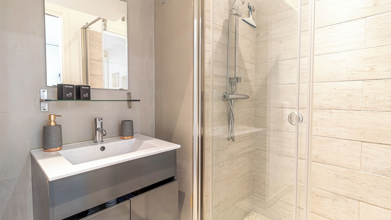 Photo of Bathroom in Beausoleil