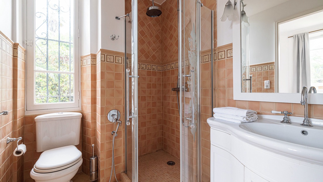 Photo of Bathroom in Cap-d'Antibes