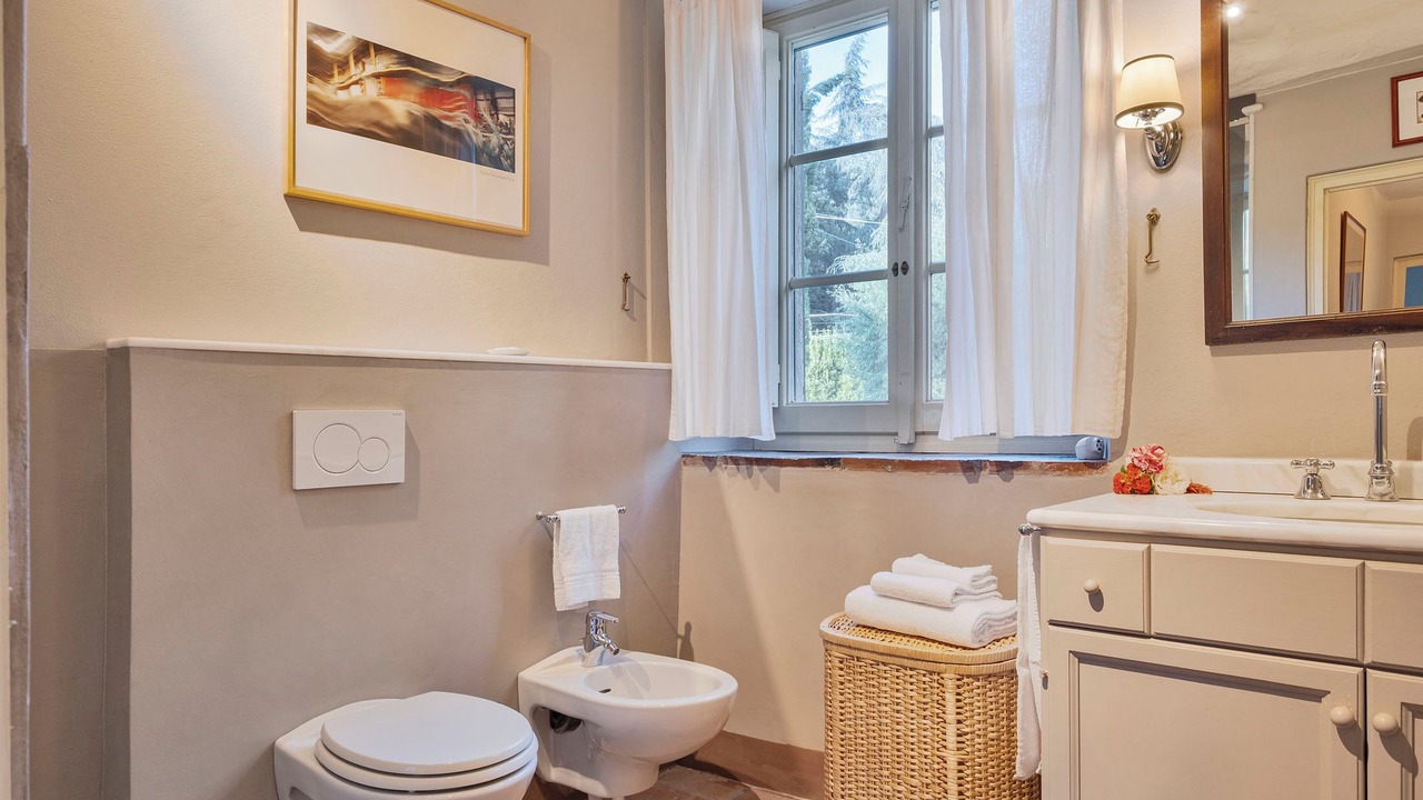 Photo of Bathroom in Villabuona