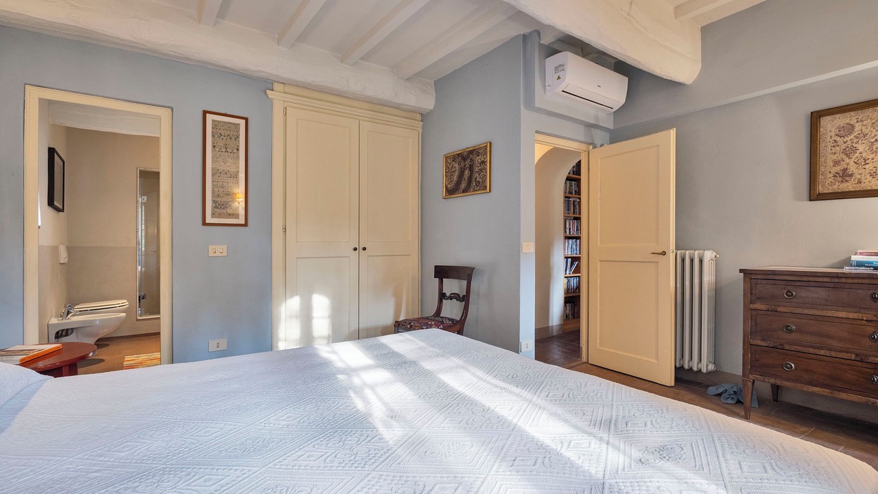 Photo of Bedroom in Villabuona